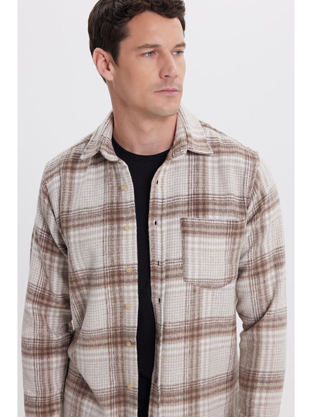 Karışık Erkek Regular Fit Klasik Kesim Büyük Kareli Tep Cepli Oduncu Gömlek-1