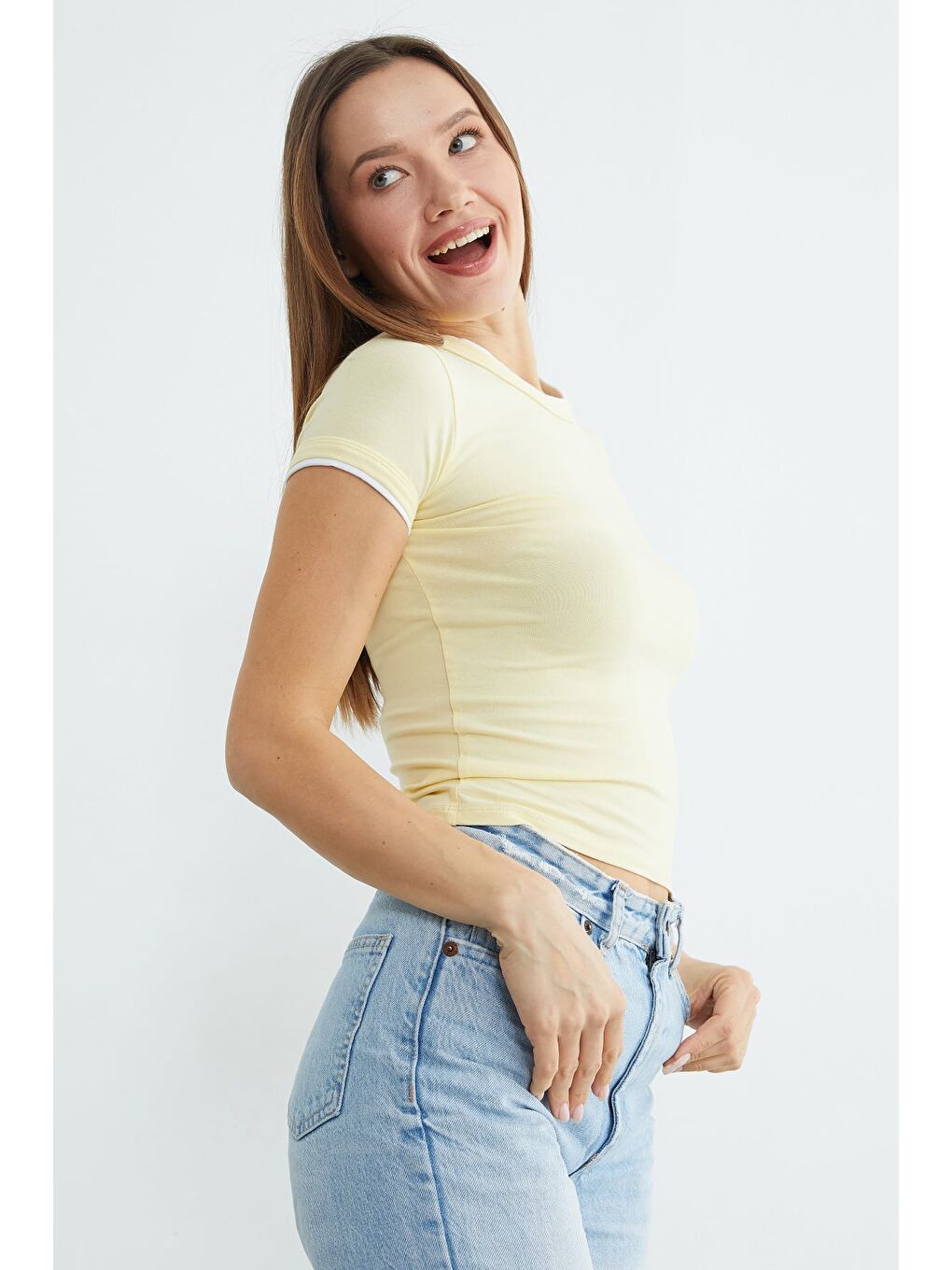 Sarı Basic Bisiklet Yaka Biyeli Crop Tişört-2