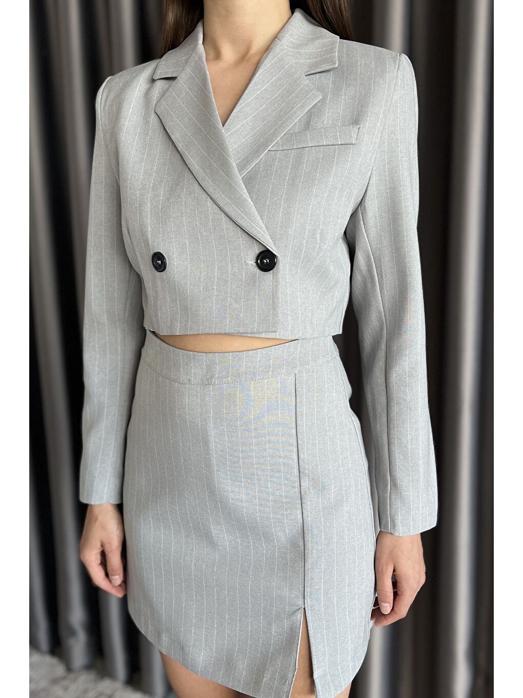 Gri Çizgili Crop Top Ceket Şort Etek İkili Takım-3