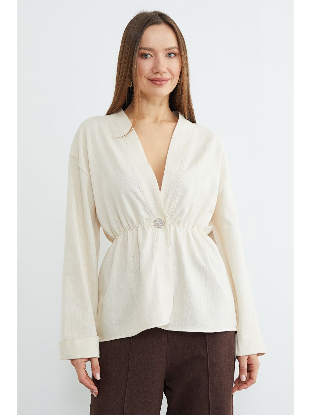 Bej Beli Lastikli Keten Görünümlü Ceket