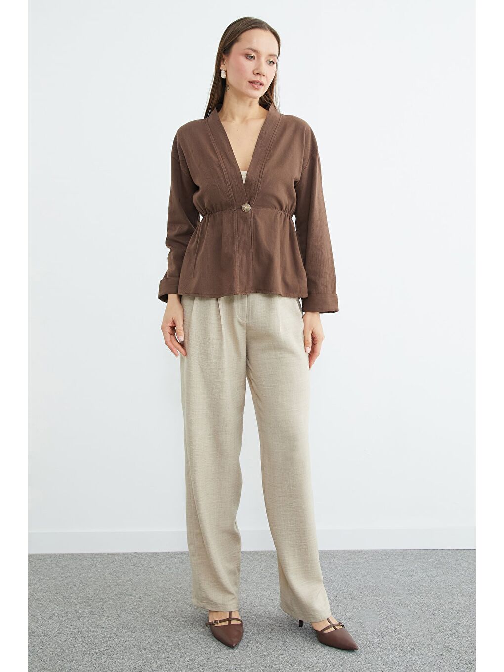 Kahverengi Beli Lastikli Keten Görünümlü Ceket-2