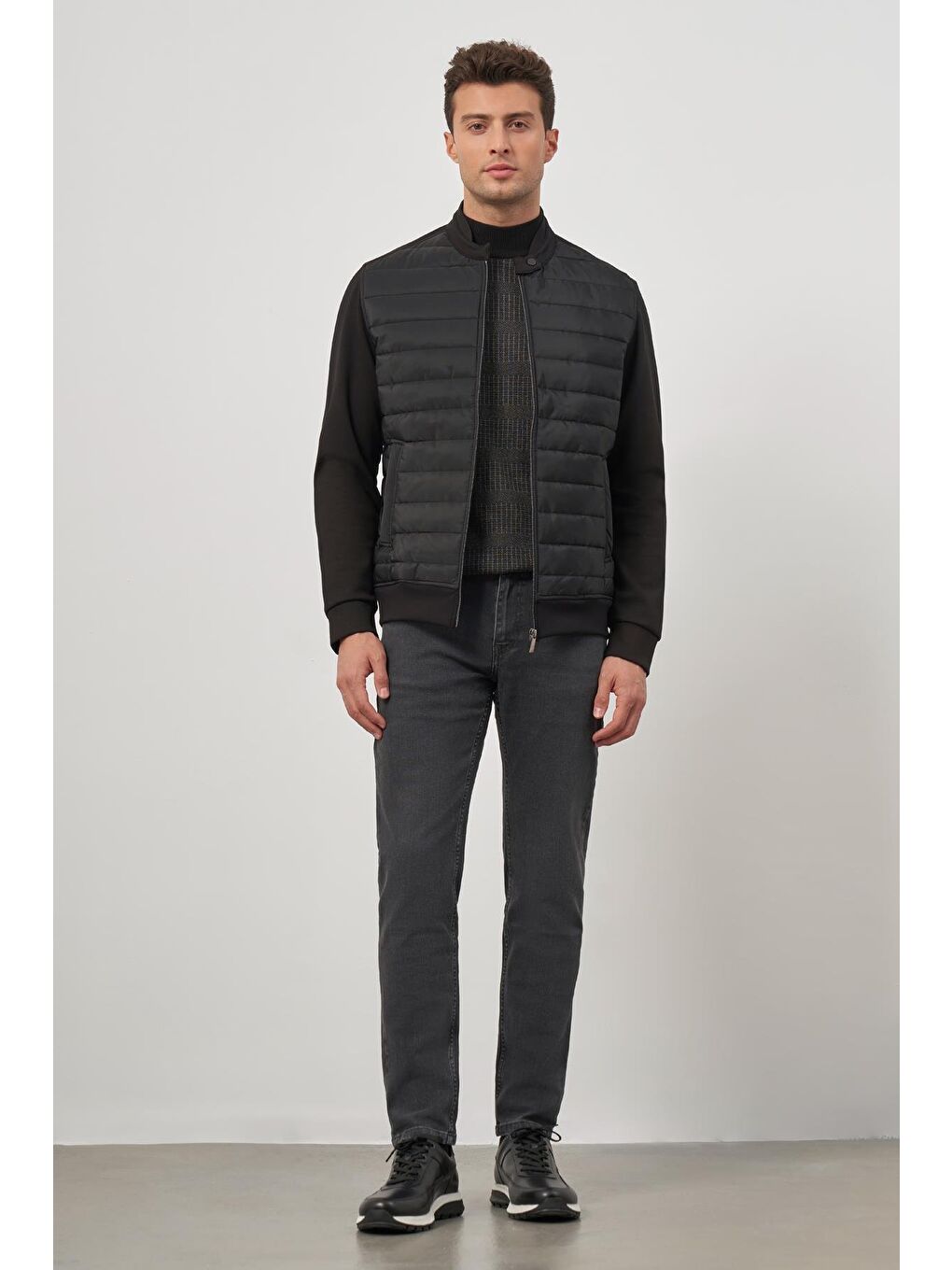 Siyah Kapitone Dik Yaka Astarlı Slim Fit Dar Kesim Mont 1007245154-1