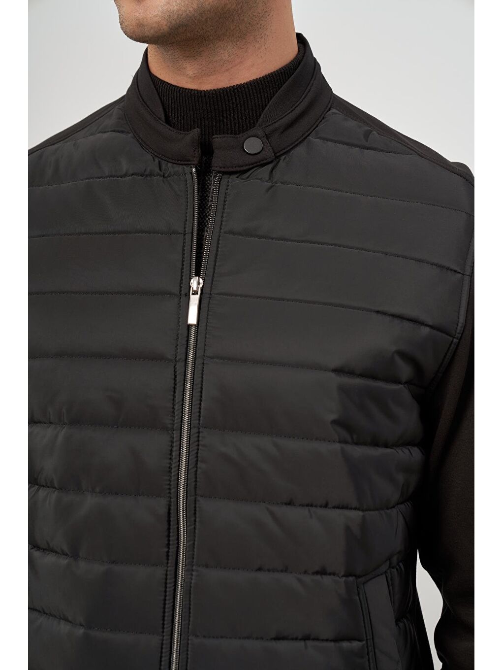 Siyah Kapitone Dik Yaka Astarlı Slim Fit Dar Kesim Mont 1007245154-5