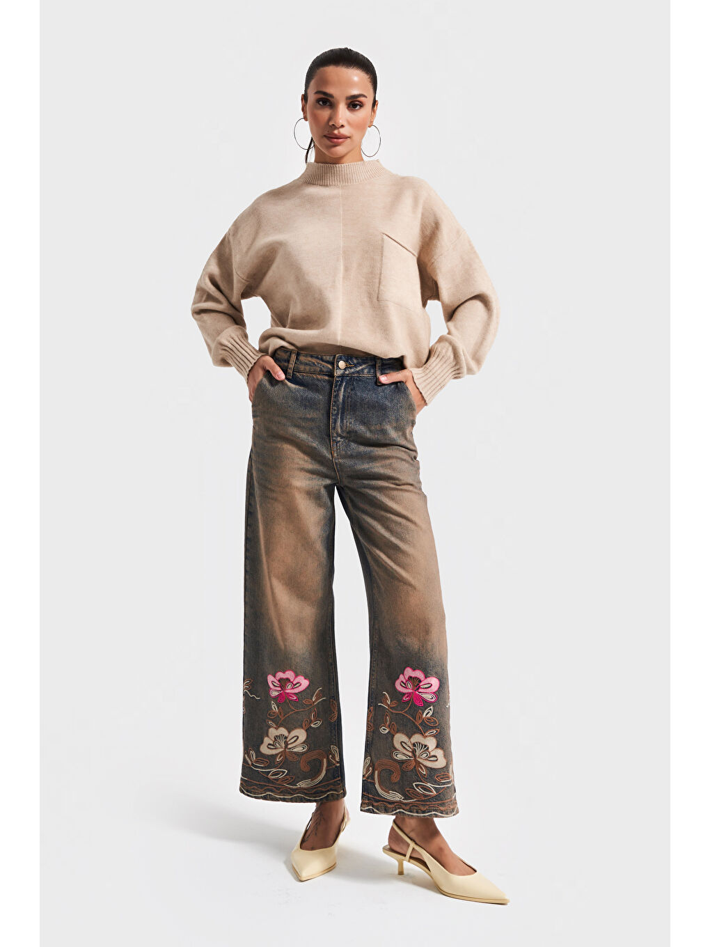 Mavi Kadın T.Kot Rengi 4w5-85 Culotte Fit İç Boy 65cm Özel Çiçek Nakış Desenli Rahat Kesim Tasarım Denim-1