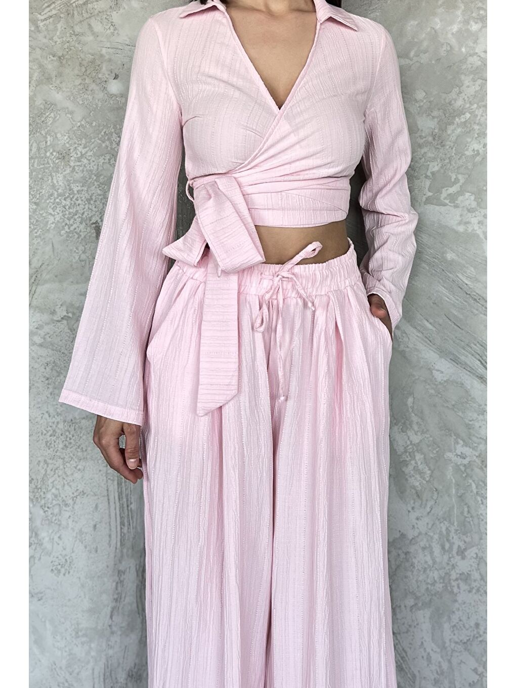 Pembe Kruvaze Yaka Bel Bağcıklı Bluz Pantolon İkili Takım-3