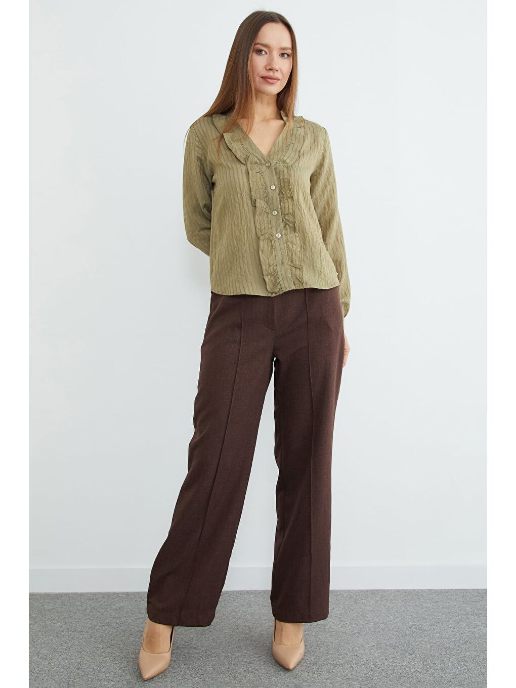 Haki Önü Fırfırlı Çizgili Jakarlı Gömlek-1