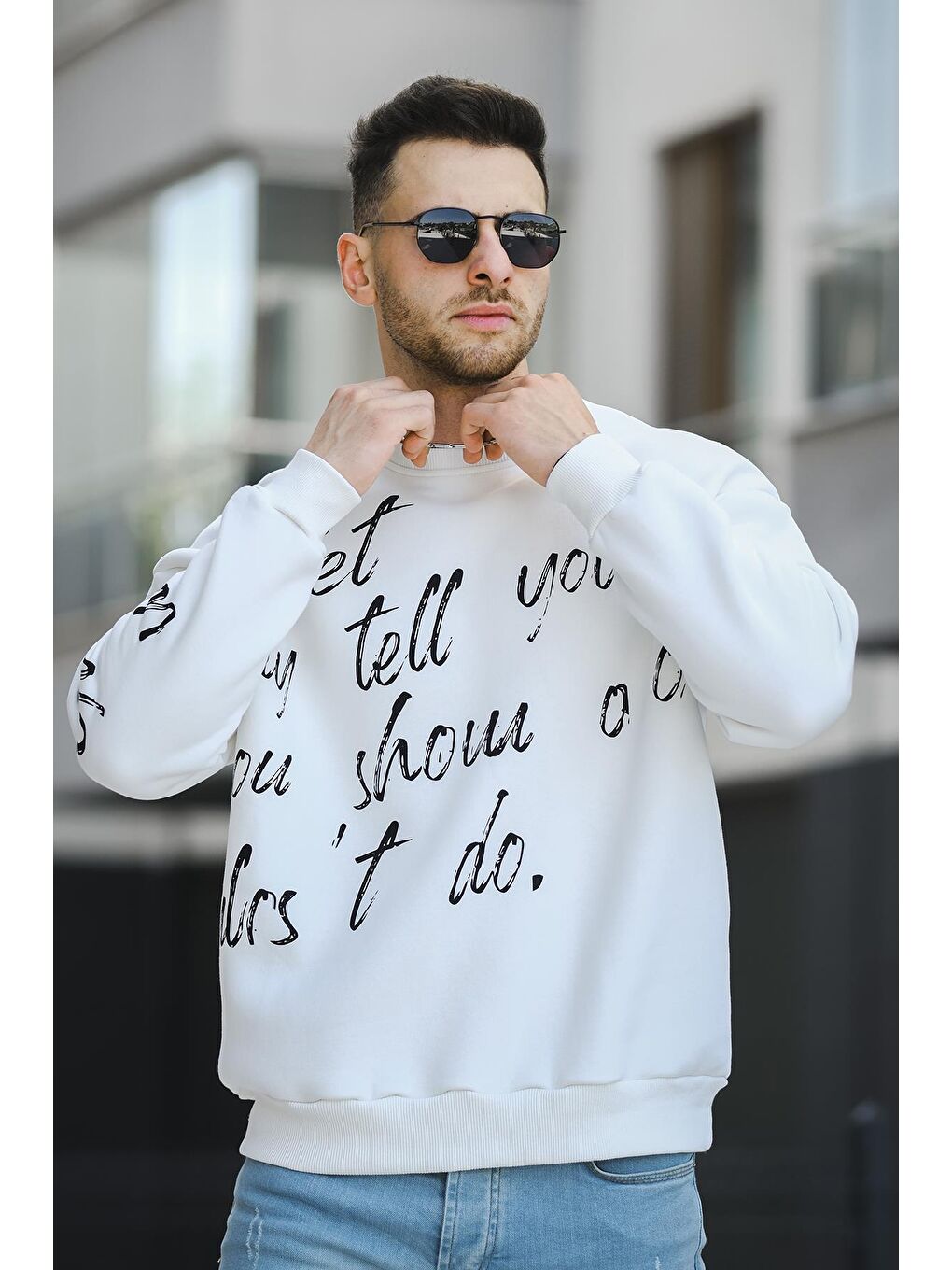 Ekru Üç İplik Şardonlu Baskılı Bisiklet Yaka  Erkek Sweatshirt-1