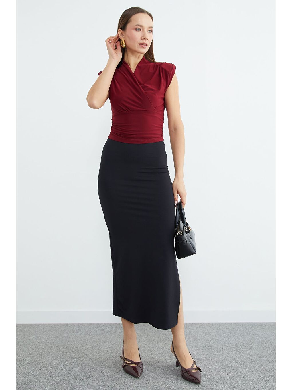 Bordo Omuz Vatkalı Kruvaze Yaka Bluz-2