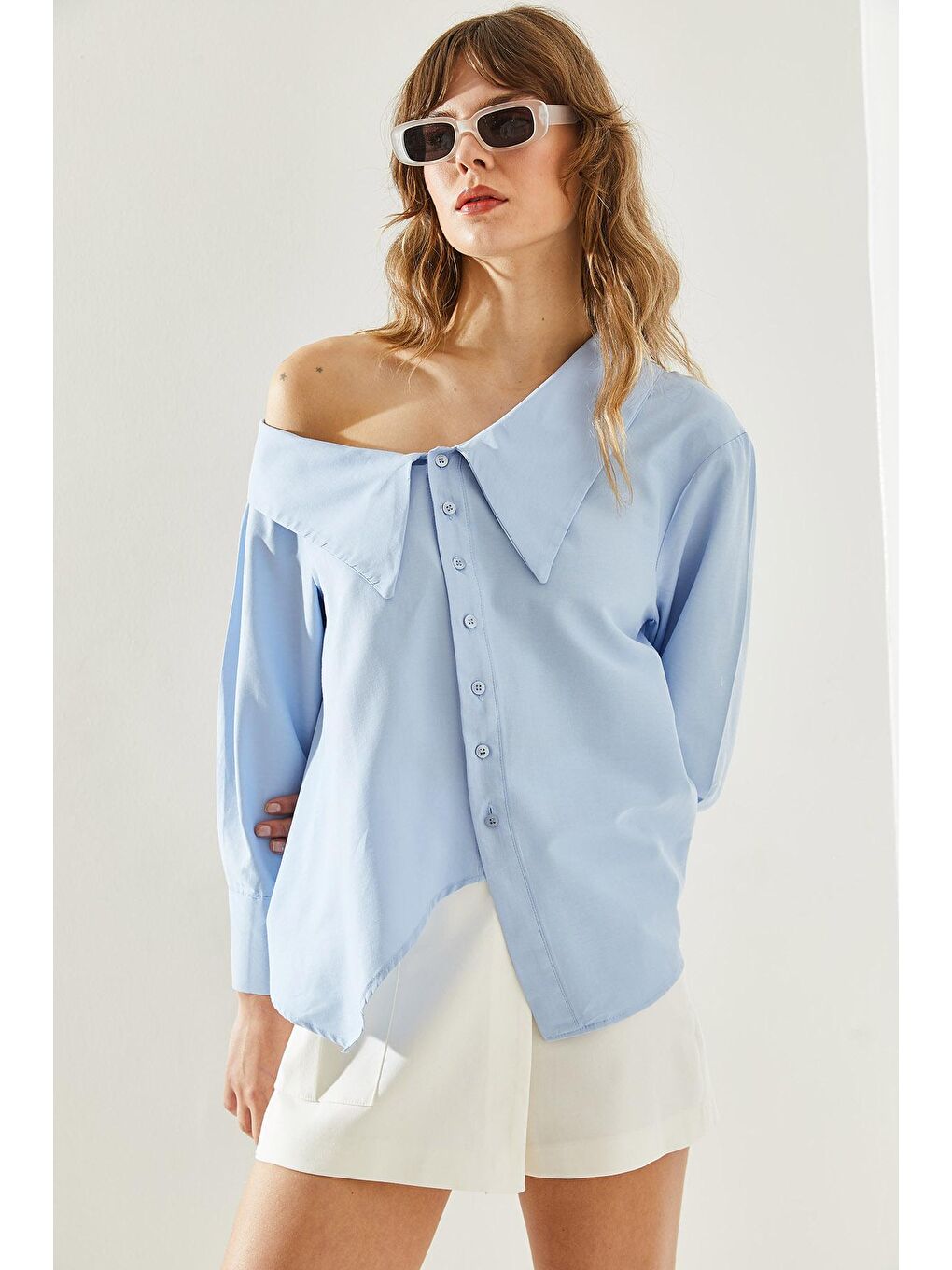 Mavi Kadın Kırlangıç Yaka Eteği Asimetrik Gömlek-3