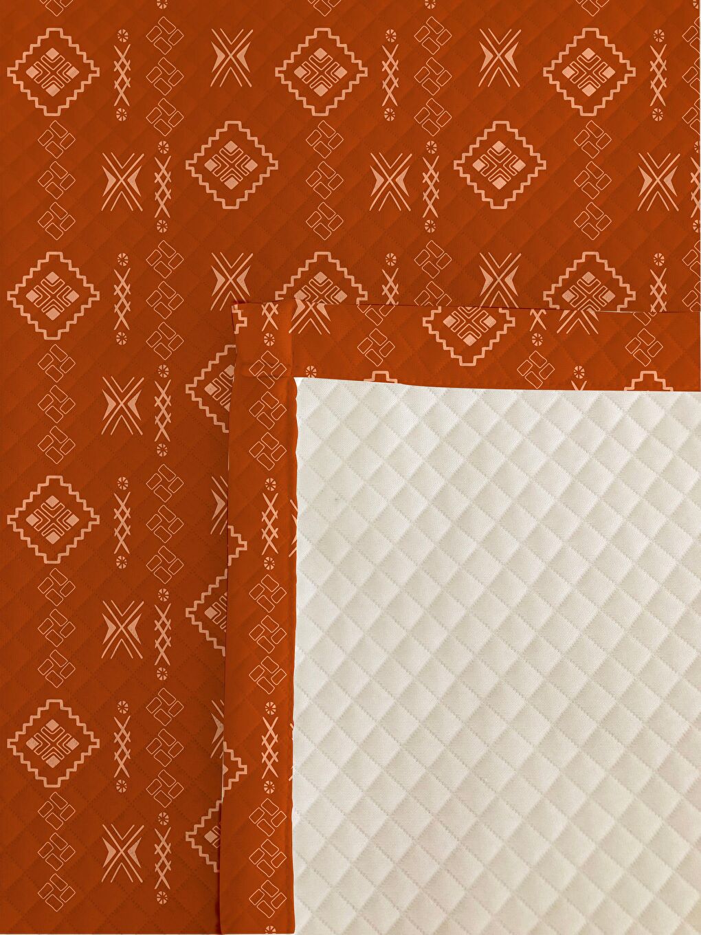 Karışık Desenli Çift Kişilik Baskılı Pike (200x220 Cm)-1