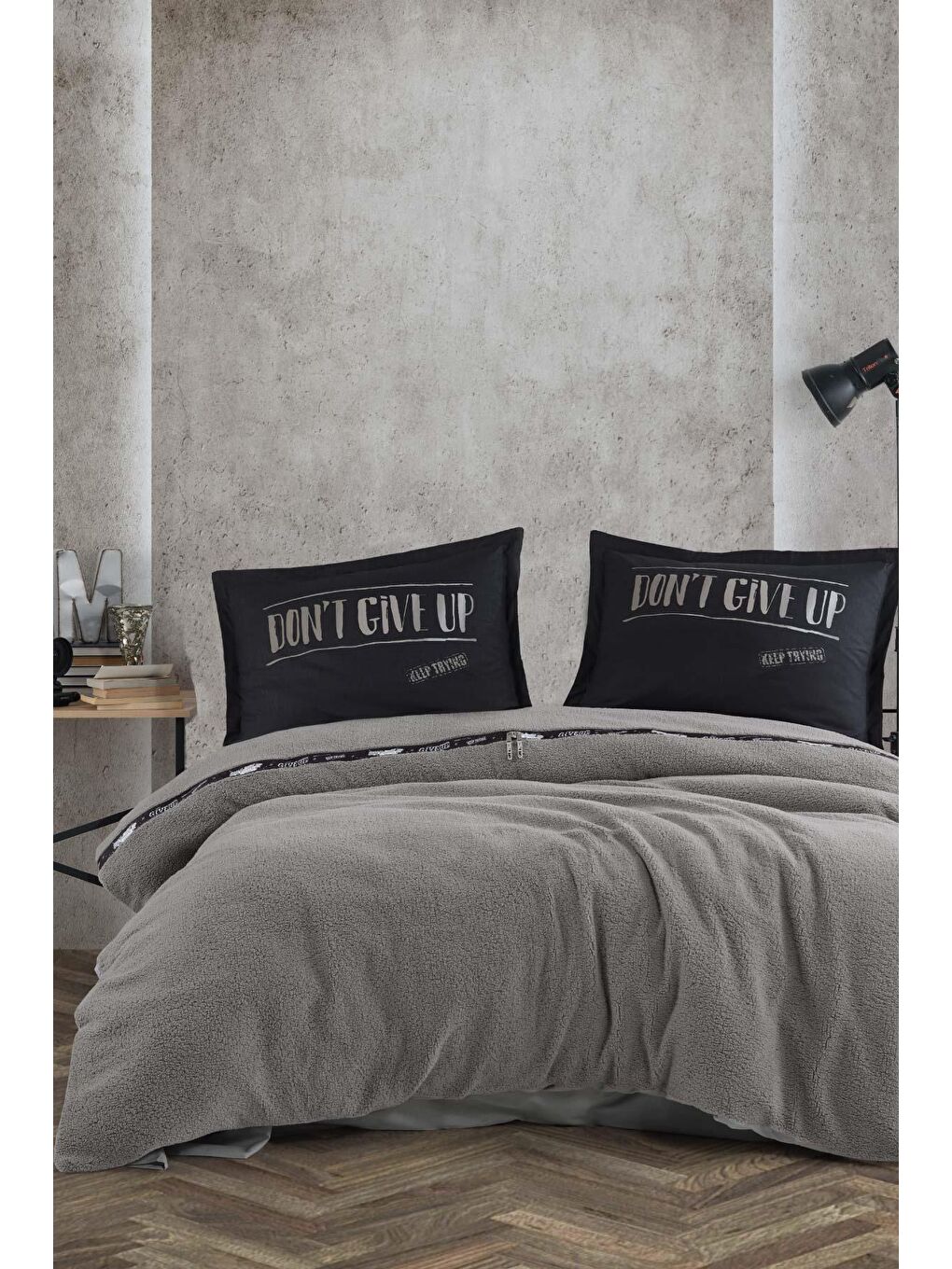 Gri Clasy Çift Kişilik Welsoft Nevresim Takımı Çift Taraflı Life Is-1