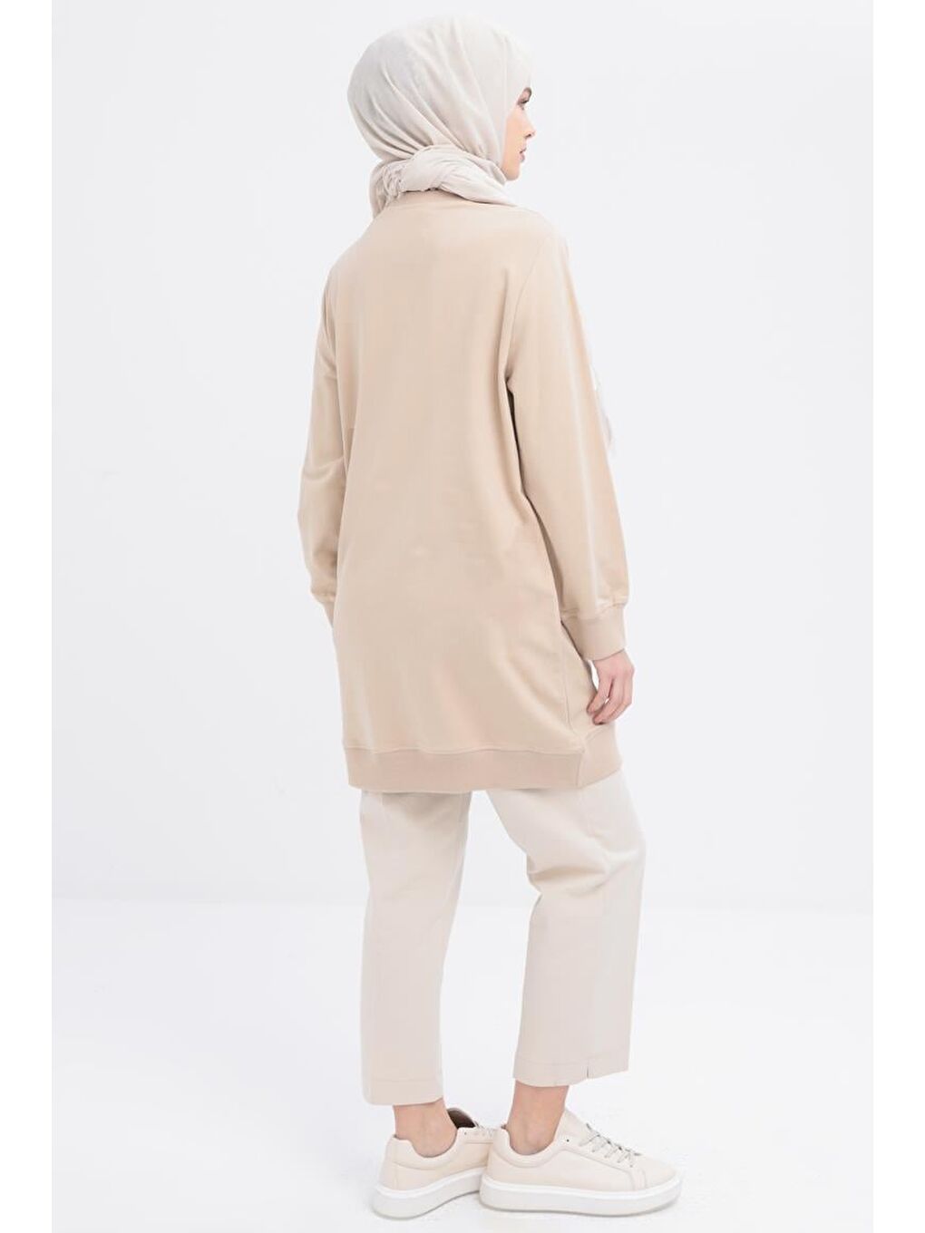 Bej-Önü Nakış Detaylı Sweat-3