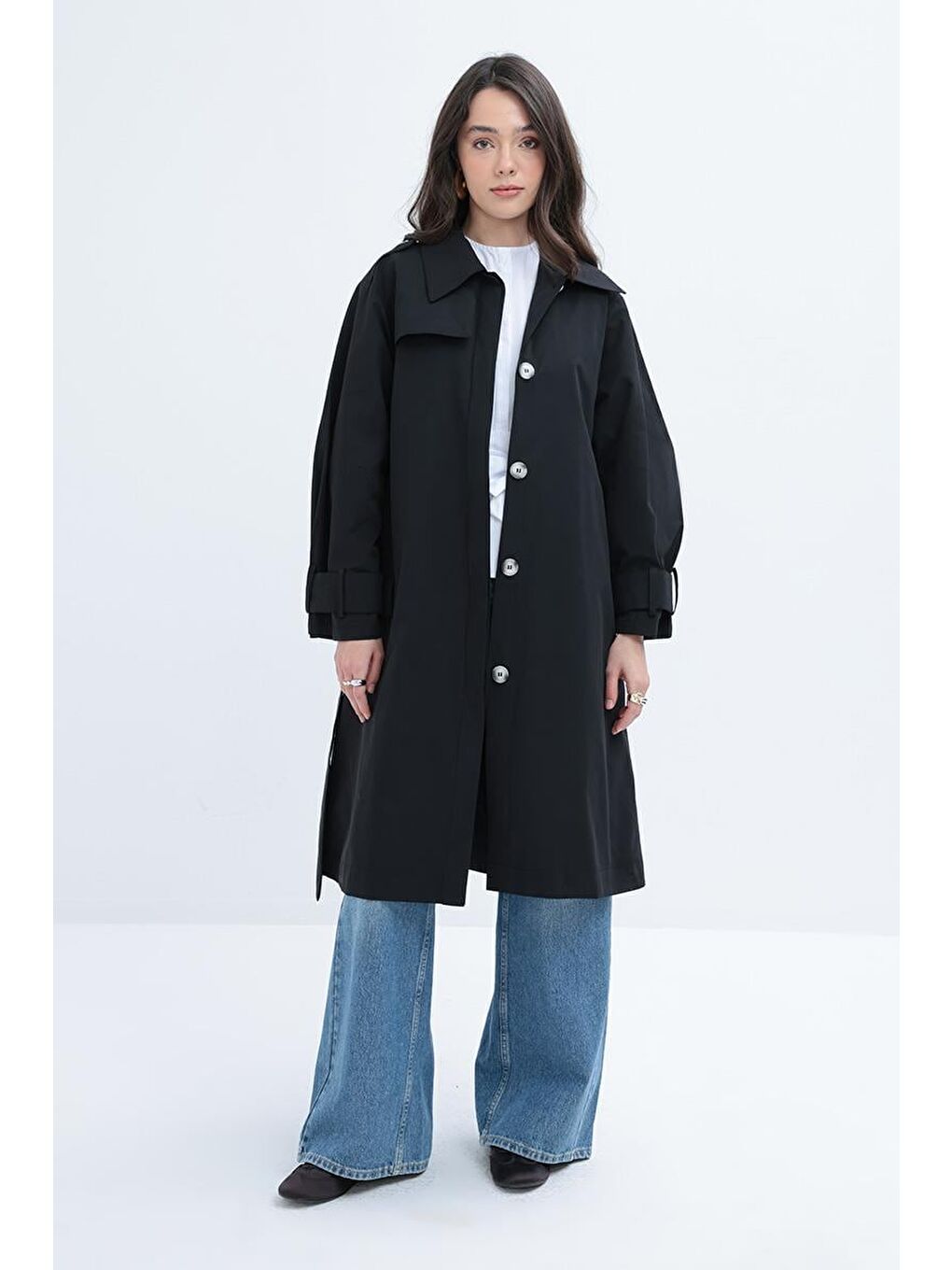 Siyah-Kemerli Cepli Rüzgarlıklı Trençkot-1