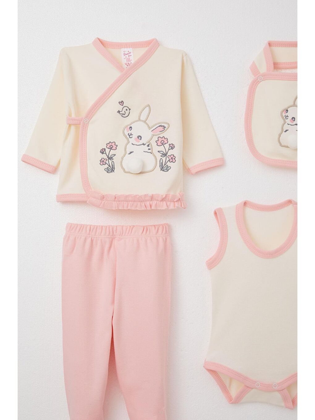 Ekru Kız Bebek Hastane Çıkışı 10 Lu Tavşan Nakışlı & Çiçekli Krem (0-3 Ay)-2