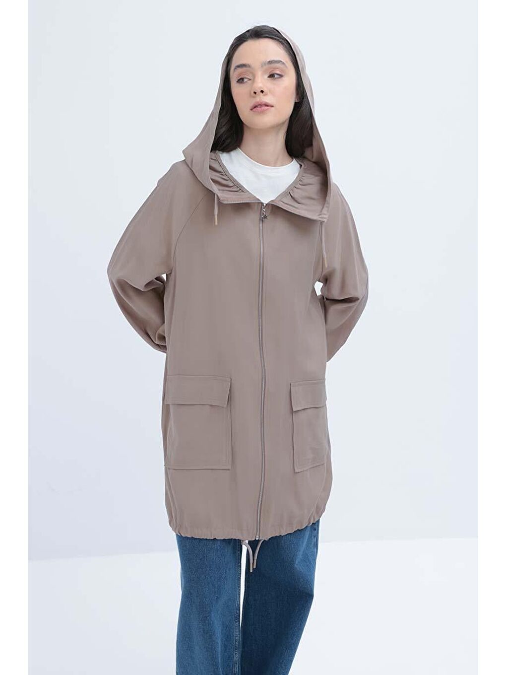 Bej Vizon Kapüşonlu Cepli Fermuarlı Kap