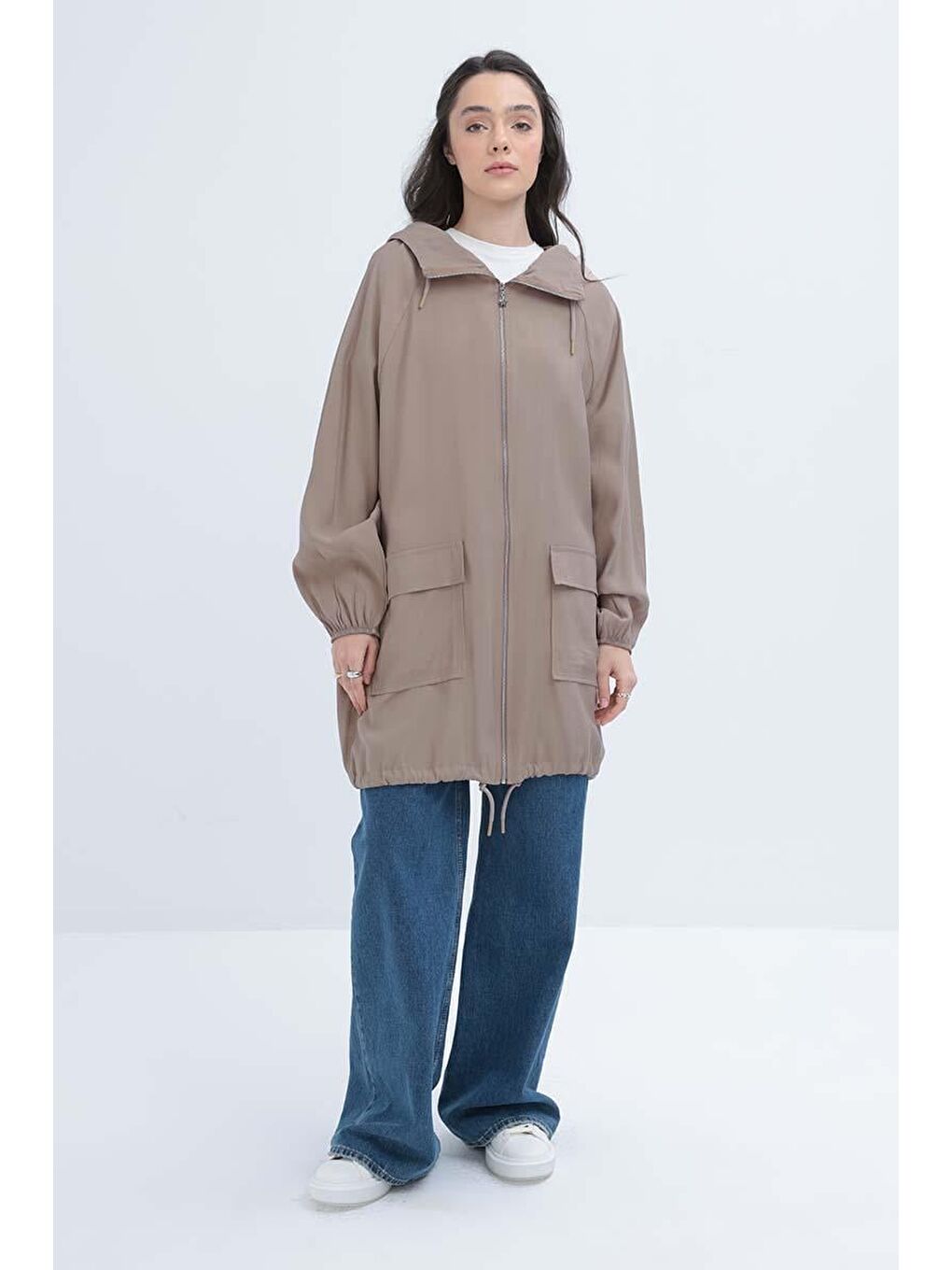 Bej Vizon Kapüşonlu Cepli Fermuarlı Kap-1