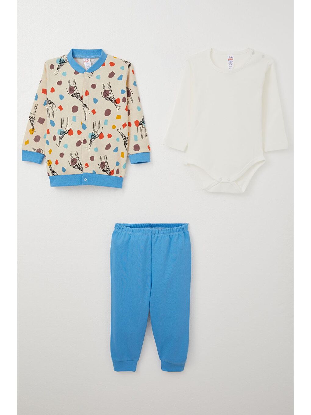 Erkek Bebek Zıbınlı 3 Lü Takım Benekli Zürafa Desenli Bej (4 Ay-1 Yaş)-4