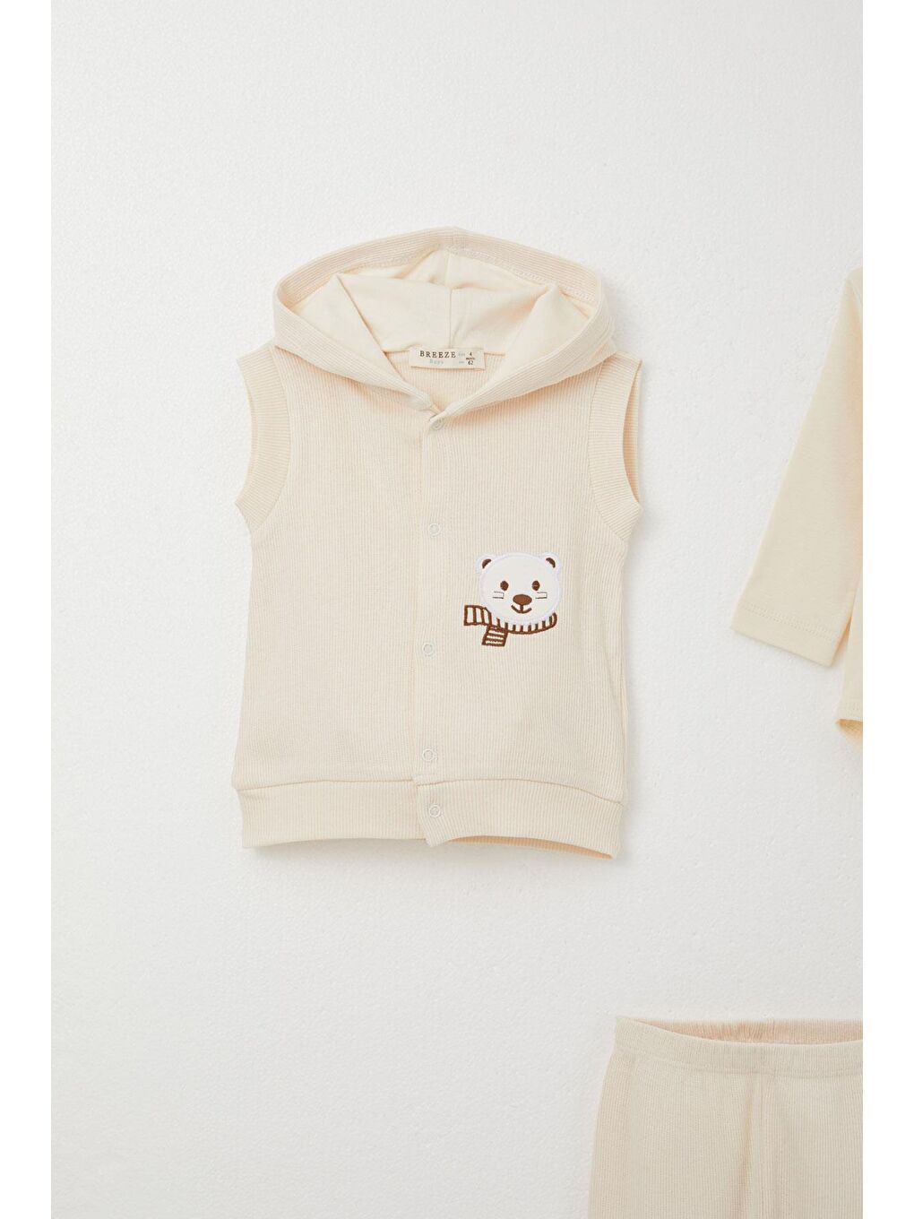 Ekru Erkek Bebek Zıbınlı 3 Lü Takım Sevimli Ayıcık Nakışlı Kapüşonlu Krem (4 Ay-1 Yaş)-3