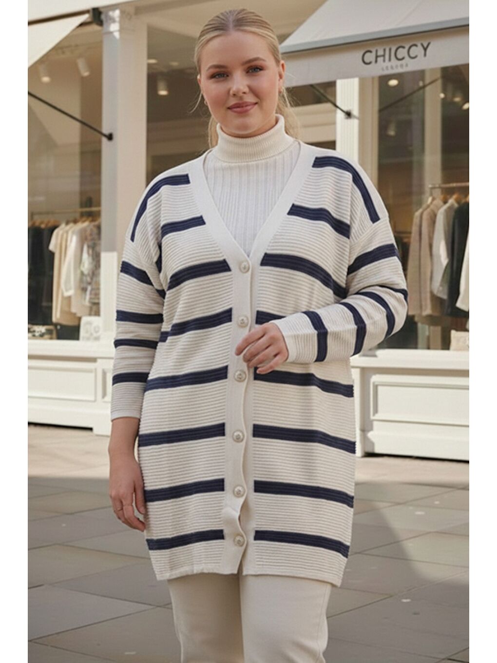 Büyük Beden Ekru V Yaka Uzun Kol Çizgili Düğmeli Casual Triko Hırka 90 65