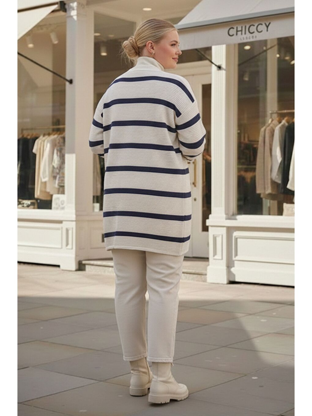 Büyük Beden Ekru V Yaka Uzun Kol Çizgili Düğmeli Casual Triko Hırka 90 65-3
