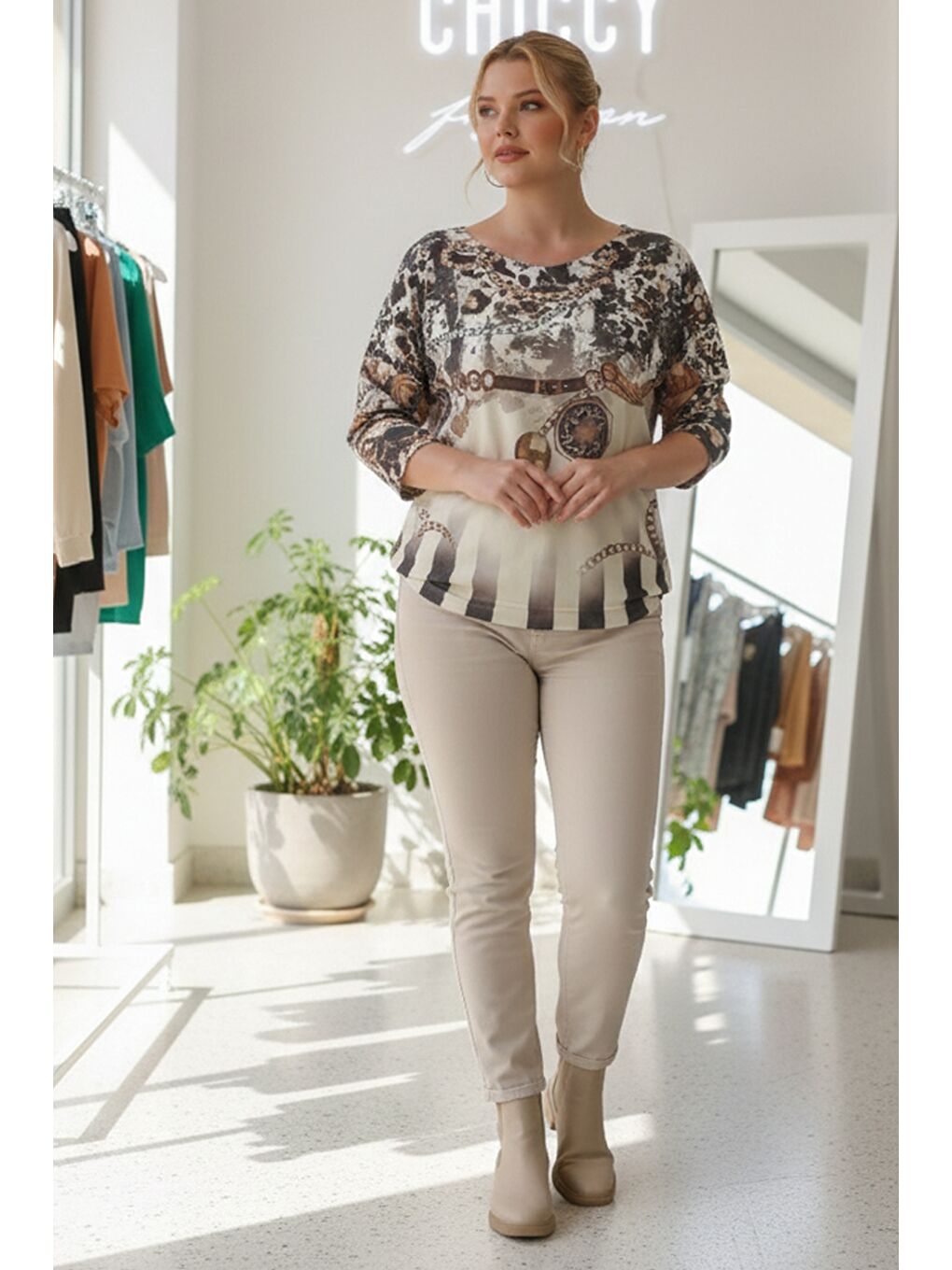 İtalyan Büyük Beden Bej Havuz Yaka Uzun Kol Dijital Baskılı Casual Triko Bluz 75 68-1