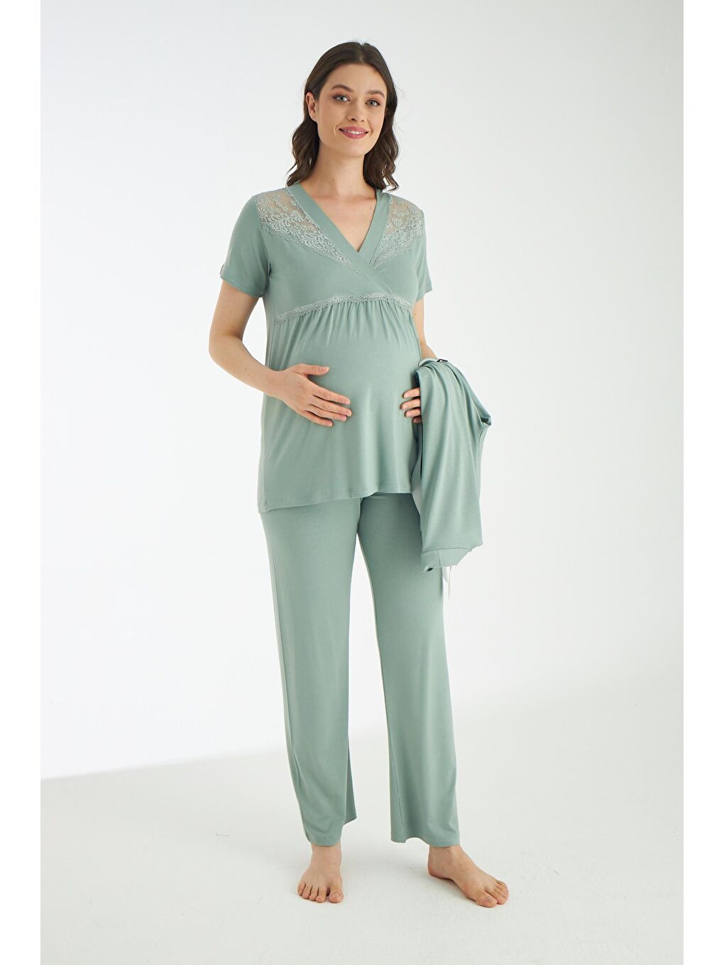 Yeşil Dantel Detaylı 3lü Sabahlıklı Hamile Ve Lohusa Pijama Takımı-2