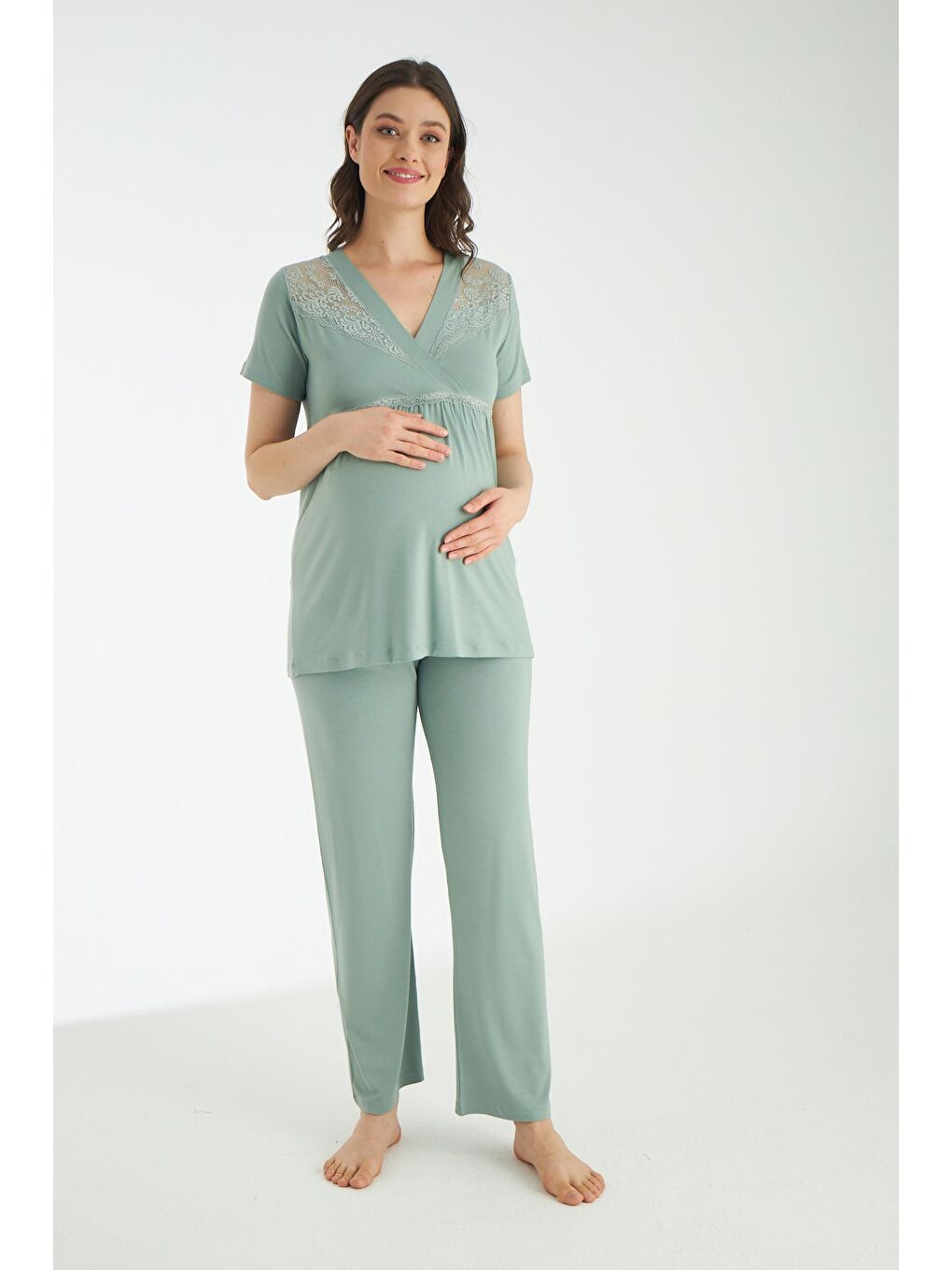 Yeşil Dantel Detaylı 3lü Sabahlıklı Hamile Ve Lohusa Pijama Takımı-3