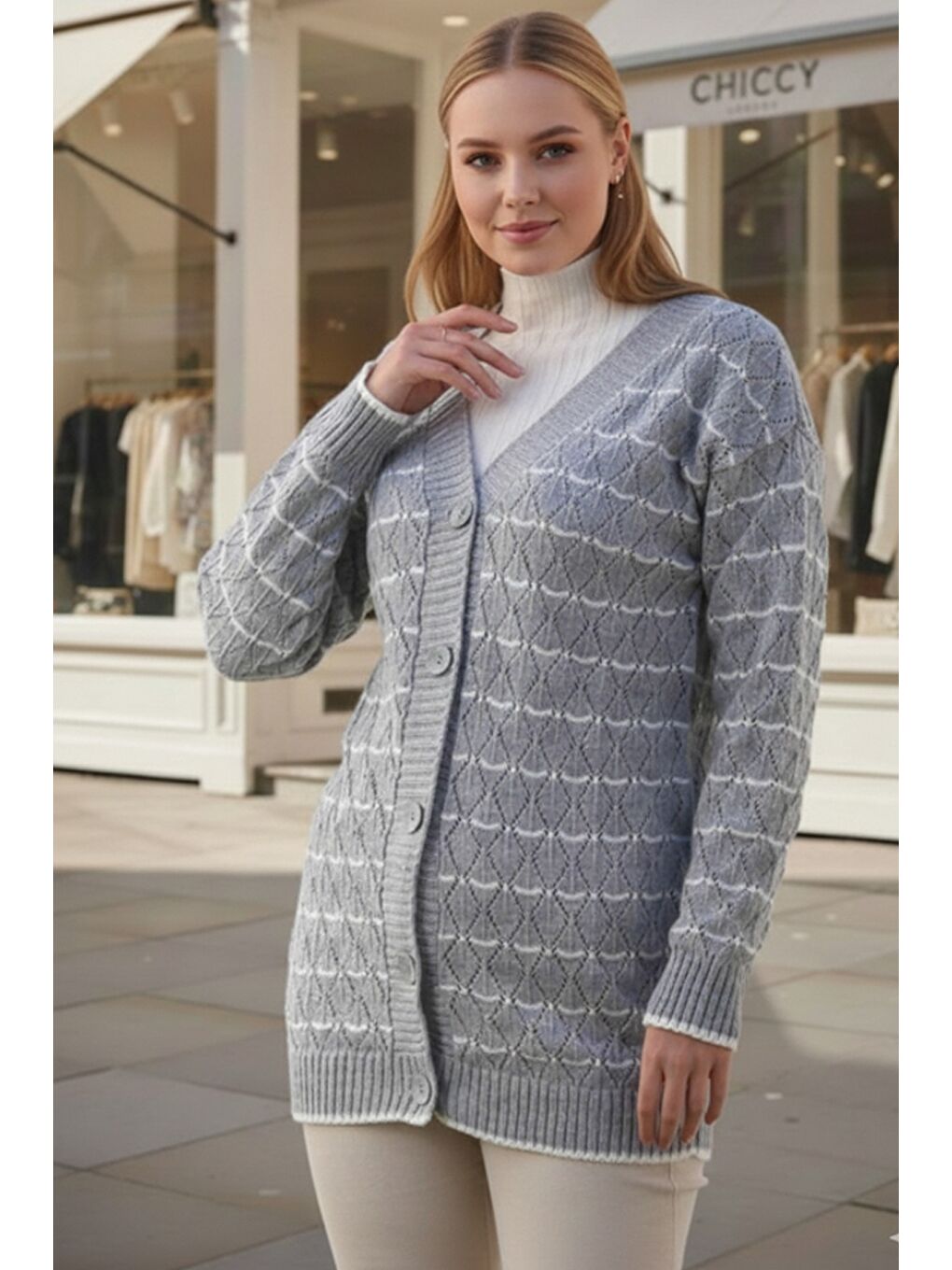 Büyük Beden Gri-Beyaz V Yaka Uzun Kol Çizgili Düğmeli Casual Ajur Örgü Triko Hırka 80 62