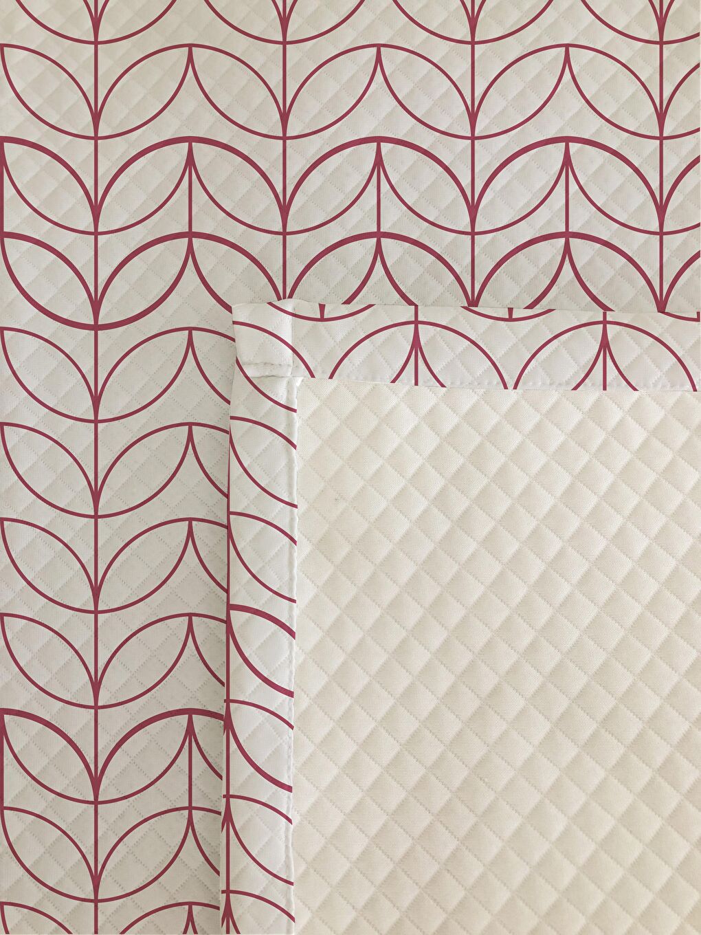 Karışık Desenli Çift Kişilik Baskılı Pike (200x220 Cm)-1