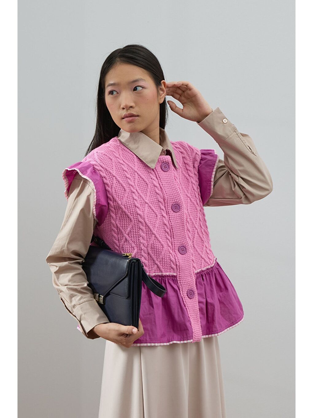 Pembe Fırfırlı Triko Yelek-1