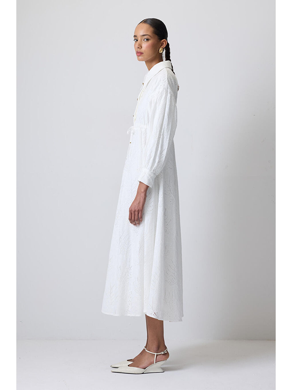 Ekru Gold Düğmeli Bağcıklı Elbise-2