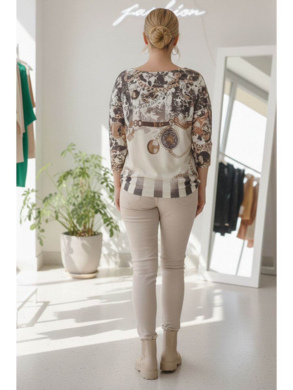 İtalyan Büyük Beden Bej Havuz Yaka Uzun Kol Dijital Baskılı Casual Triko Bluz 75 68-4