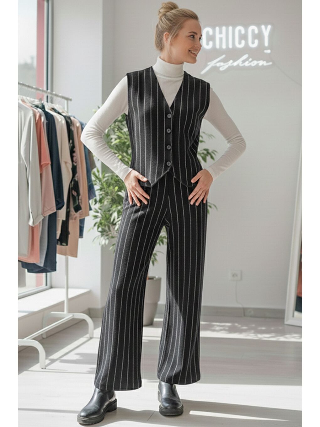 Siyah V Yaka Kolsuz Çizgili Lastikli Bel Casual Oversize Triko Yelek Pantolon Takım 55-110 55-55-3