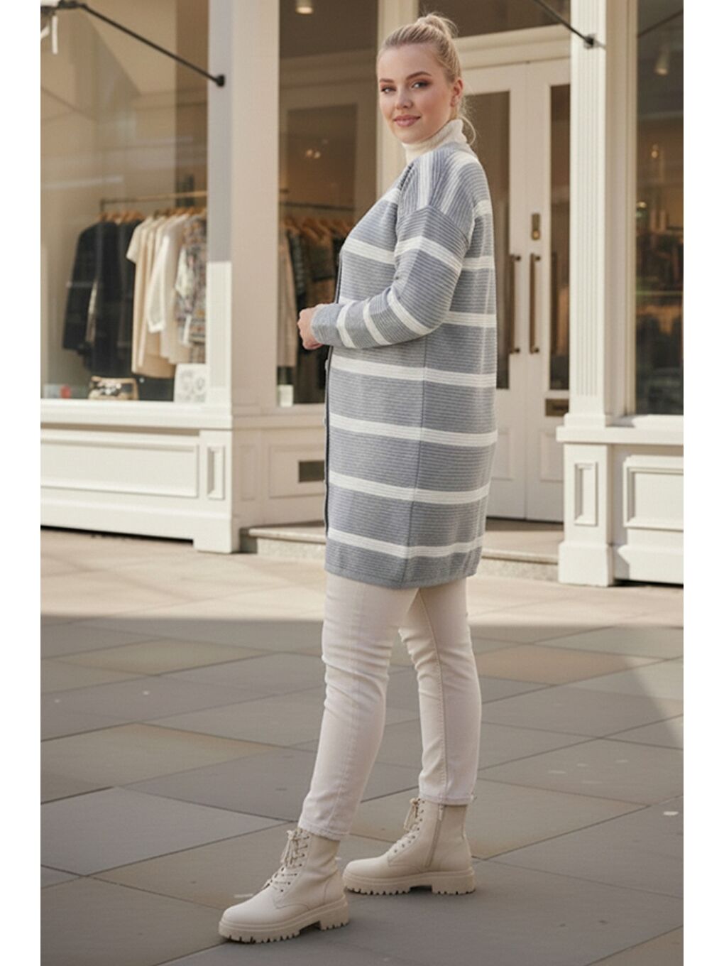 Büyük Beden Gri-Beyaz V Yaka Uzun Kol Çizgili Düğmeli Casual Triko Hırka 90 65-2