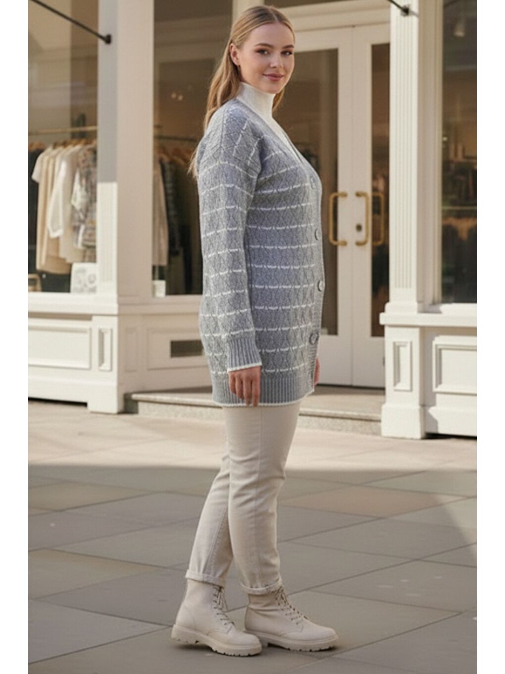 Büyük Beden Gri-Beyaz V Yaka Uzun Kol Çizgili Düğmeli Casual Ajur Örgü Triko Hırka 80 62-2