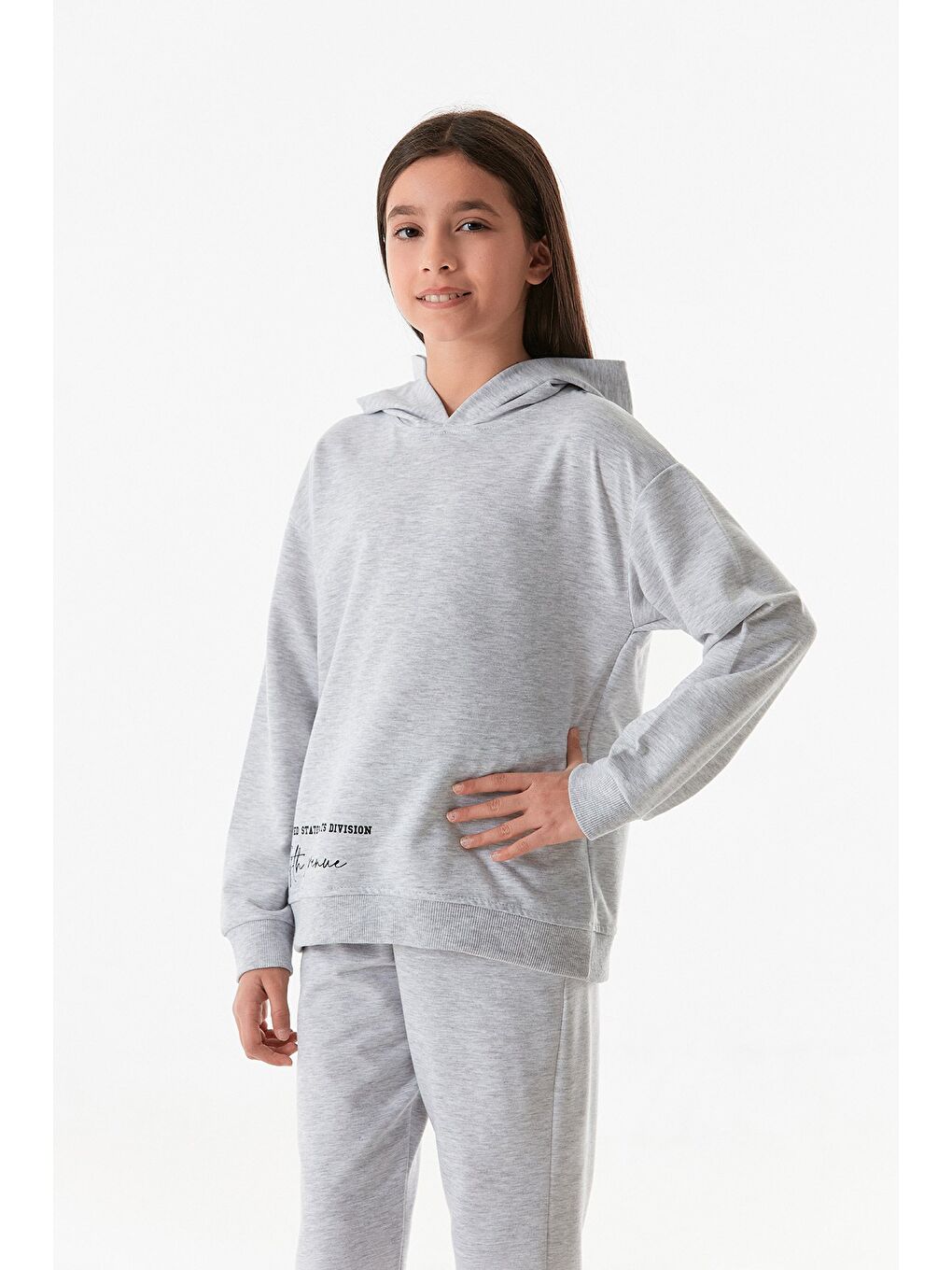 Gri Yazı Baskılı Kapüşonlu Jogger Kız Çocuk Eşofman Takımı-1