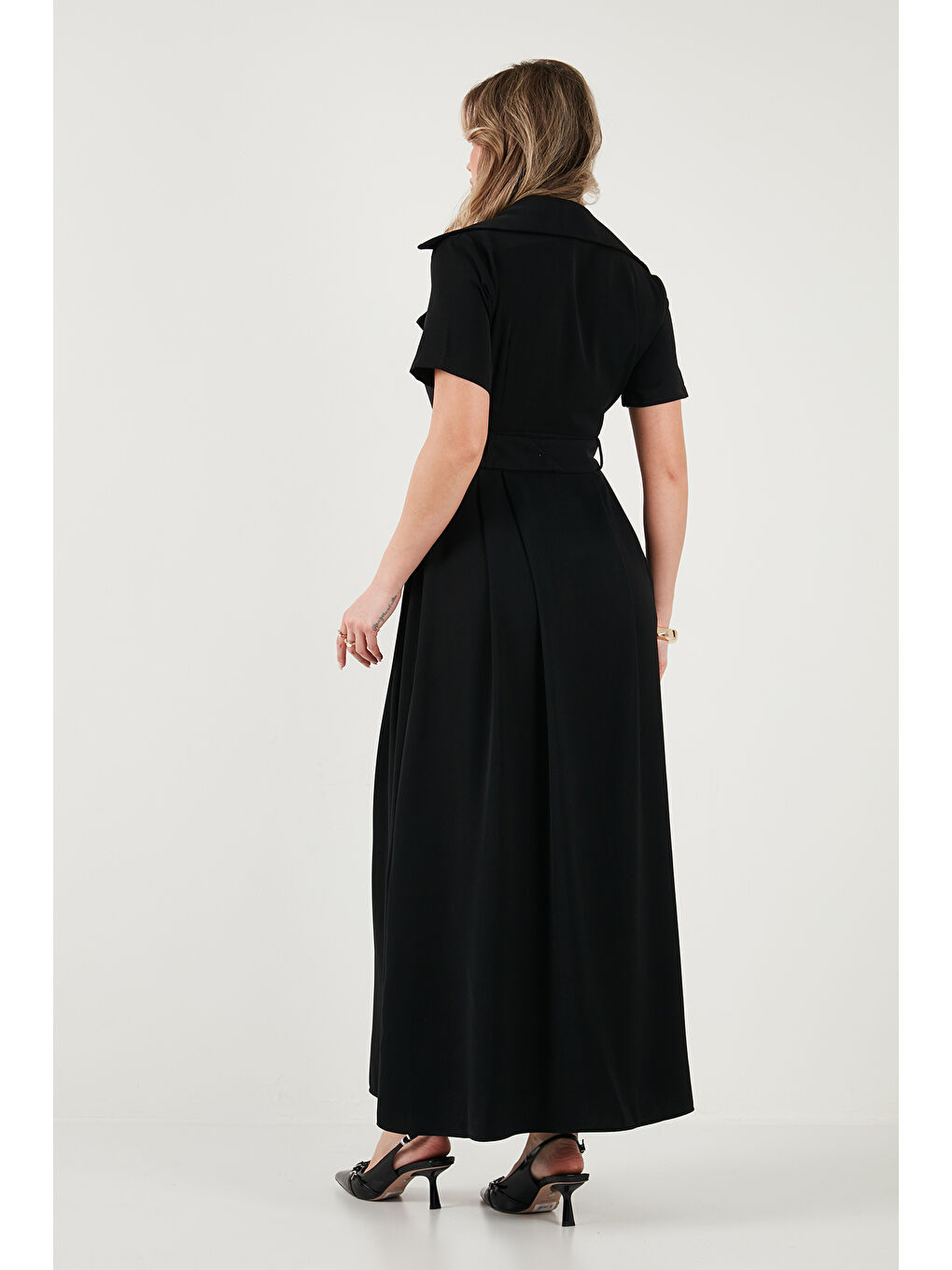 Siyah Regular Fit Kruvaze Yaka Tokalı Kemer Detaylı Kadın Elbise 6922332-5
