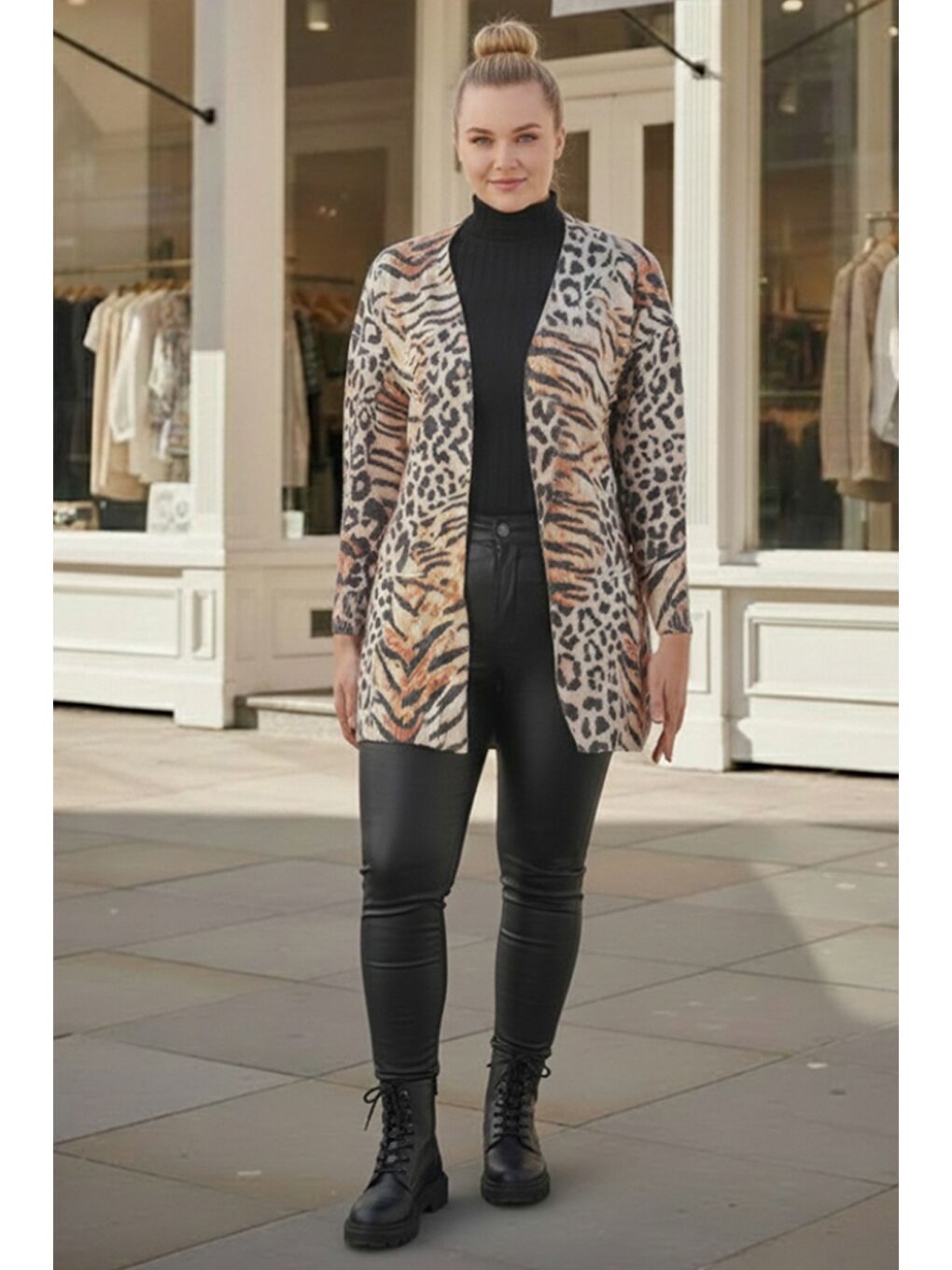 Kahverengi İtalyan Büyük Beden İtalyan V Yaka Uzun Kol Leopar Desen Kapamasız Cepli Casual Triko Hırka 80 65