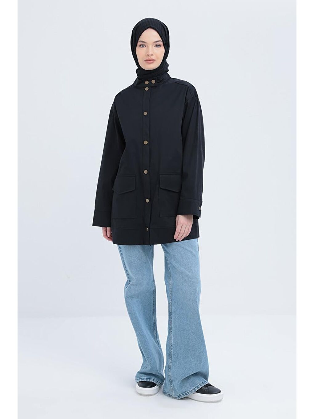 Siyah-Büyük Cepli Hakim Yaka Ceket-1