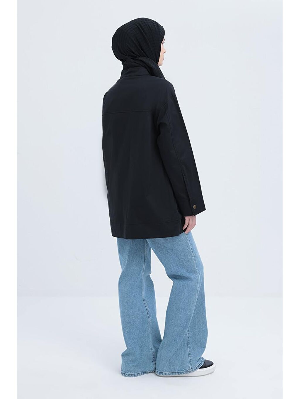 Siyah-Büyük Cepli Hakim Yaka Ceket-3
