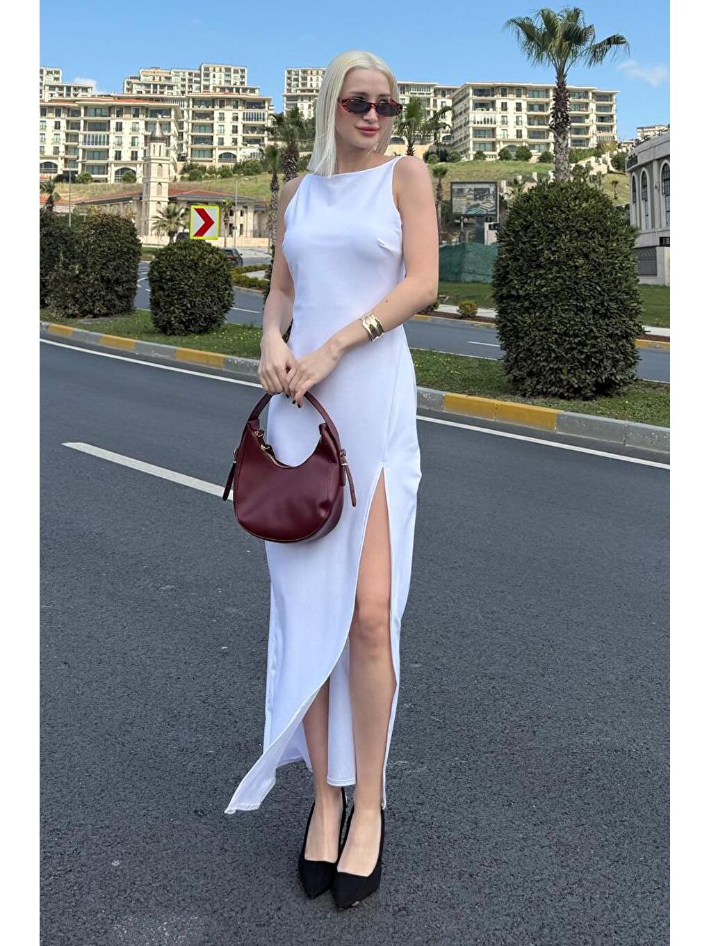 Beyaz Maxi Boy  Yırtmaç Detaylı  Kadın Elbise Mg2367