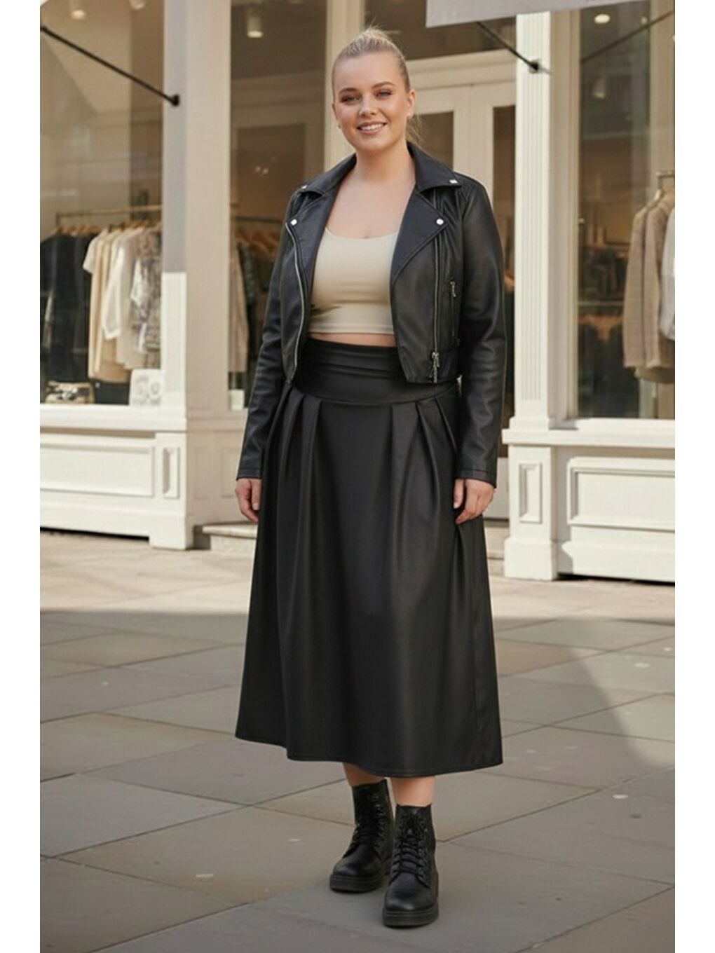 Siyah İnce Yanları Bağlamalı Lastikli Bel Casual Suni Deri Dokuma Etek 84 75-1