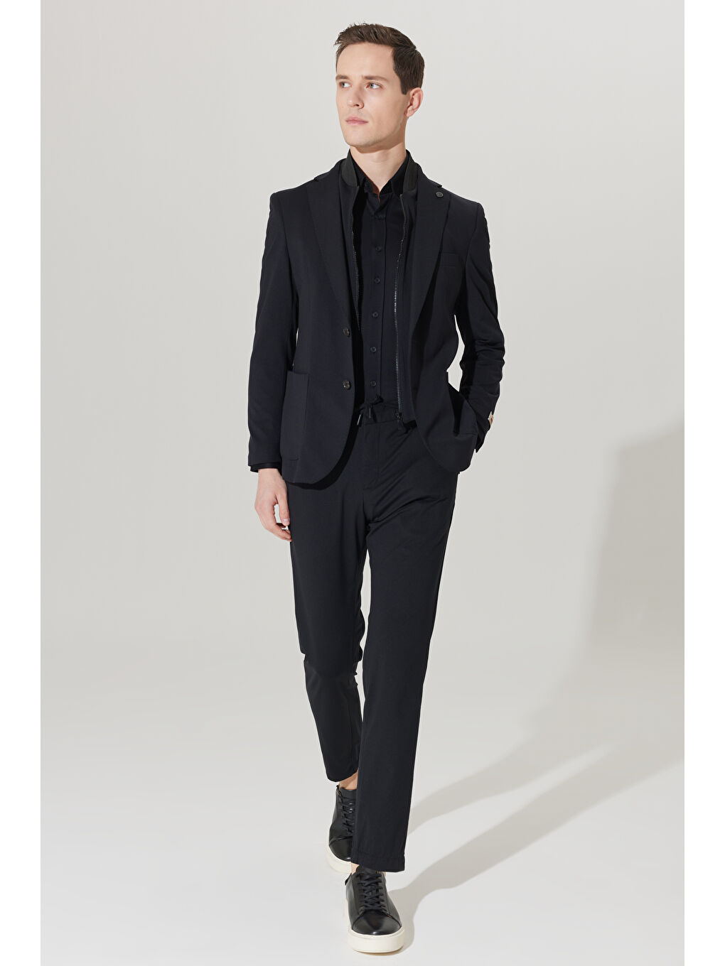 Erkek Siyah Slim Fit Dar Kesim İtalyan Yaka Ekstra Rahat Tüylenme Yapmayan Mono Yaka Takım Elbise-5