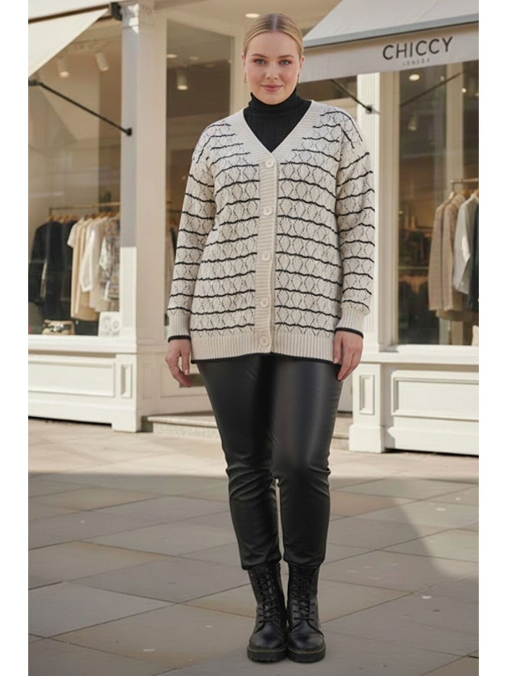 Büyük Beden Ekru V Yaka Uzun Kol Çizgili Düğmeli Casual Ajur Örgü Triko Hırka 80 62-2