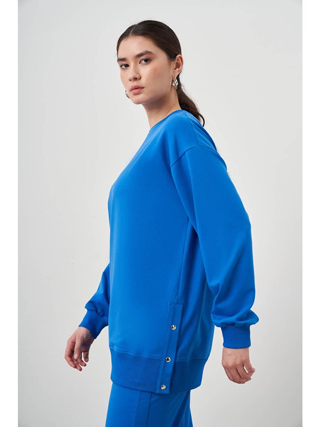 Mizalle Mavi Yanları Çıtçıtlı Mavi Sweatshirt - 3