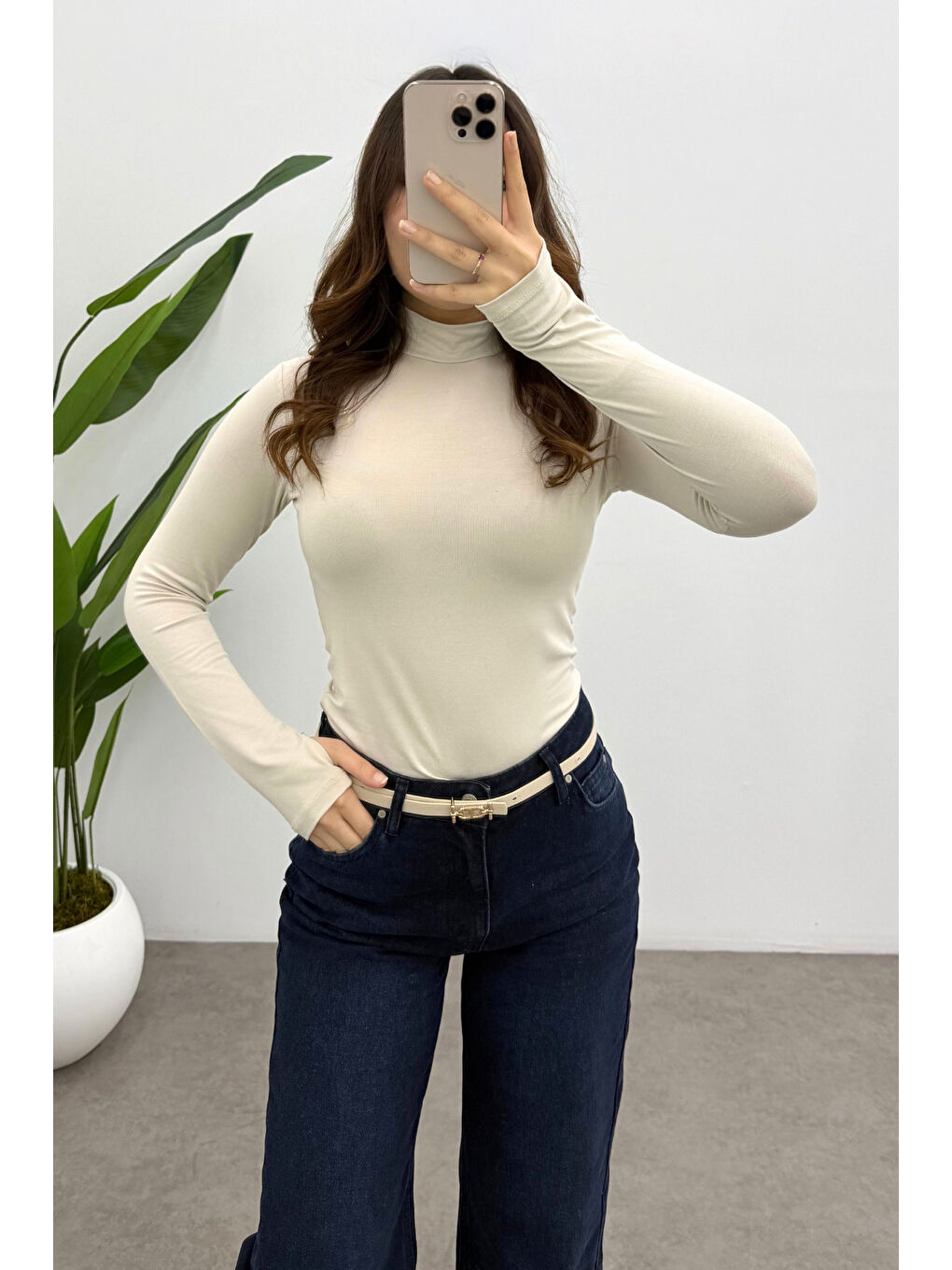 Bej Kadın Taş Parmak Detaylı Body-3