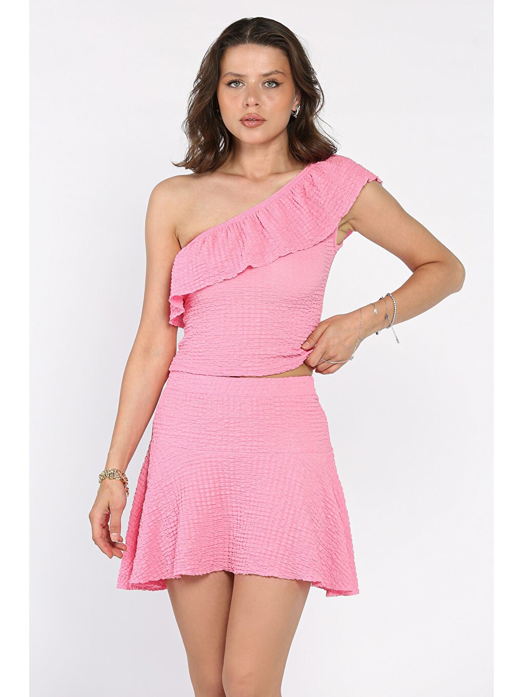 Pembe Kadın Tek Omuz Kendinden Desenli Fırfırlı Bluz Etek İkili Takım-1