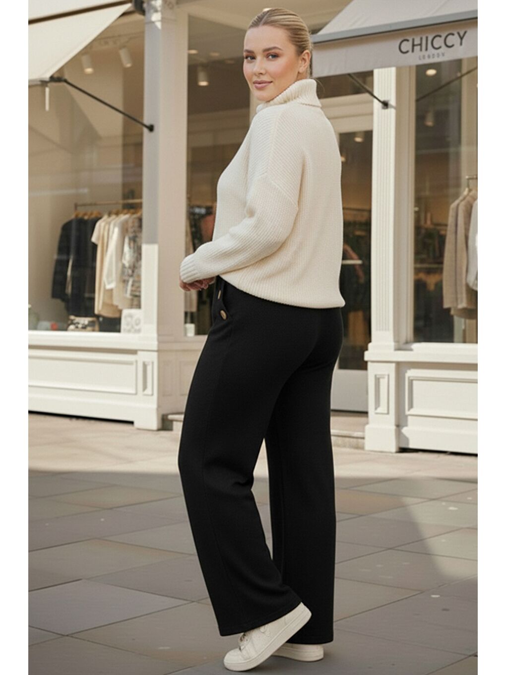 İtalyan Büyük Beden Siyah Cepli Lastikli Bel Geniş Paça İnce Fitilli Kadife Dokuma Pantolon 100 62-3