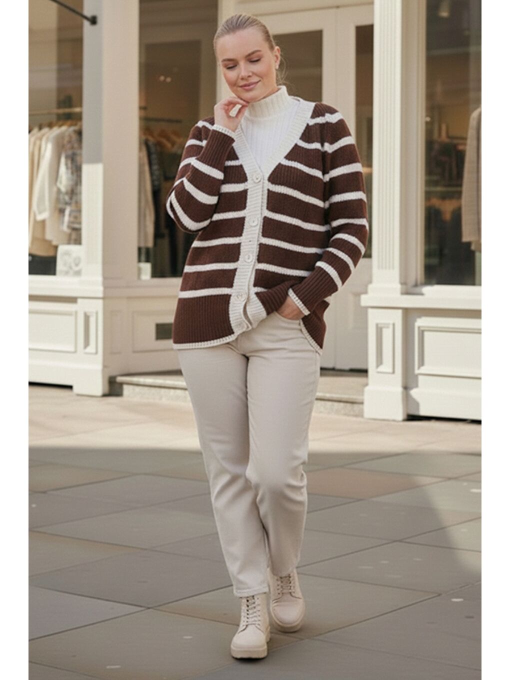 Büyük Beden Koyu Kahverengi V Yaka Uzun Kol Çizgili Düğmeli Kalın Casual Triko Hırka 70 70-2