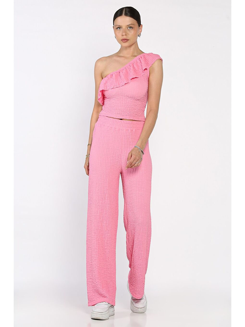 Pembe Kadın Kendinden Desenli Tek Omuz Bluz Pantolon İkili Takım-1